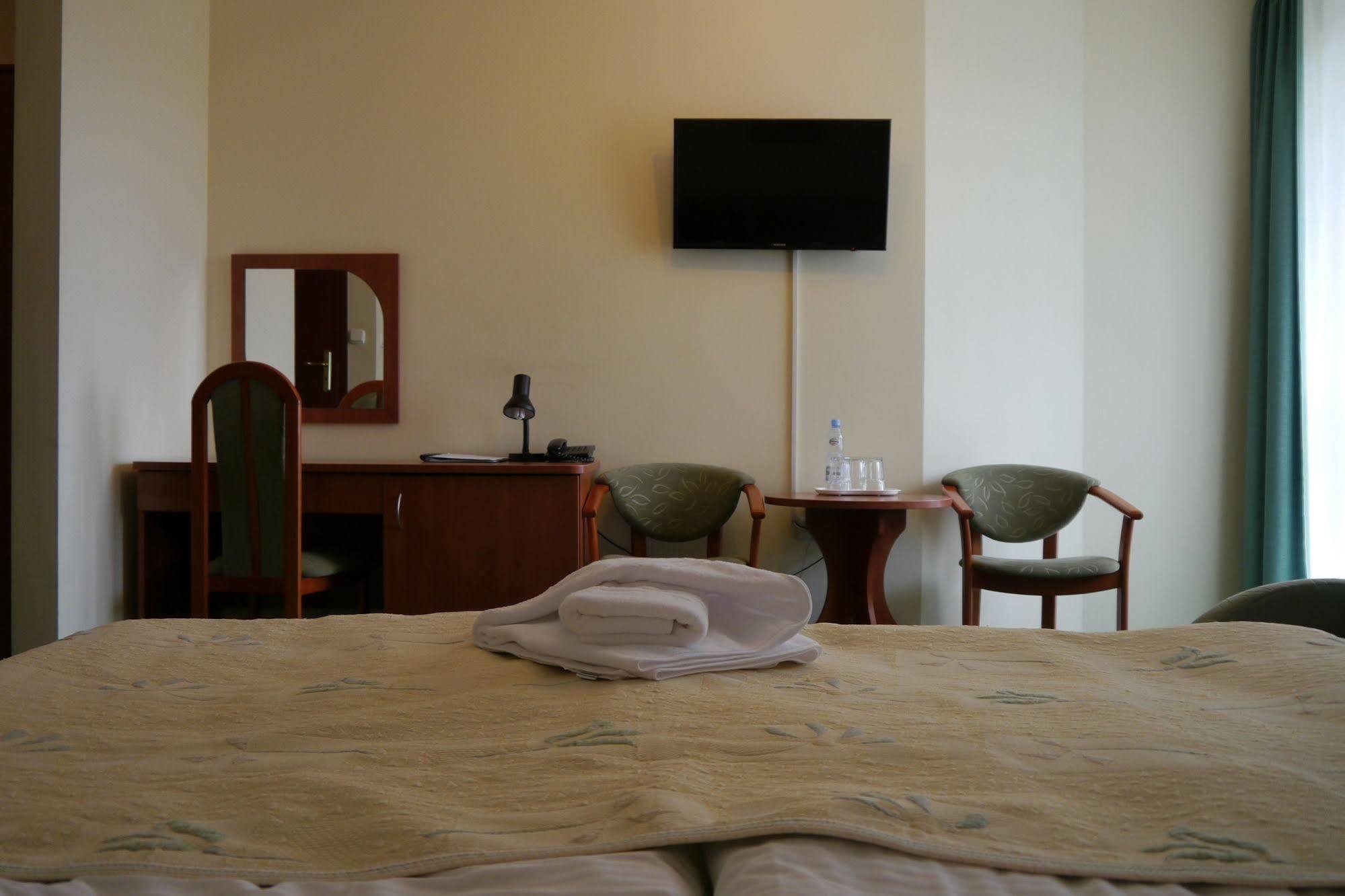 Vestina Wellness & Spa Hotel Miedzyzdroje Dış mekan fotoğraf